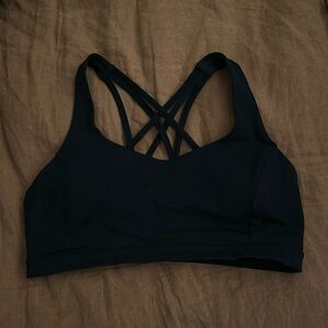 Lululemon Free to Be Serene Bra